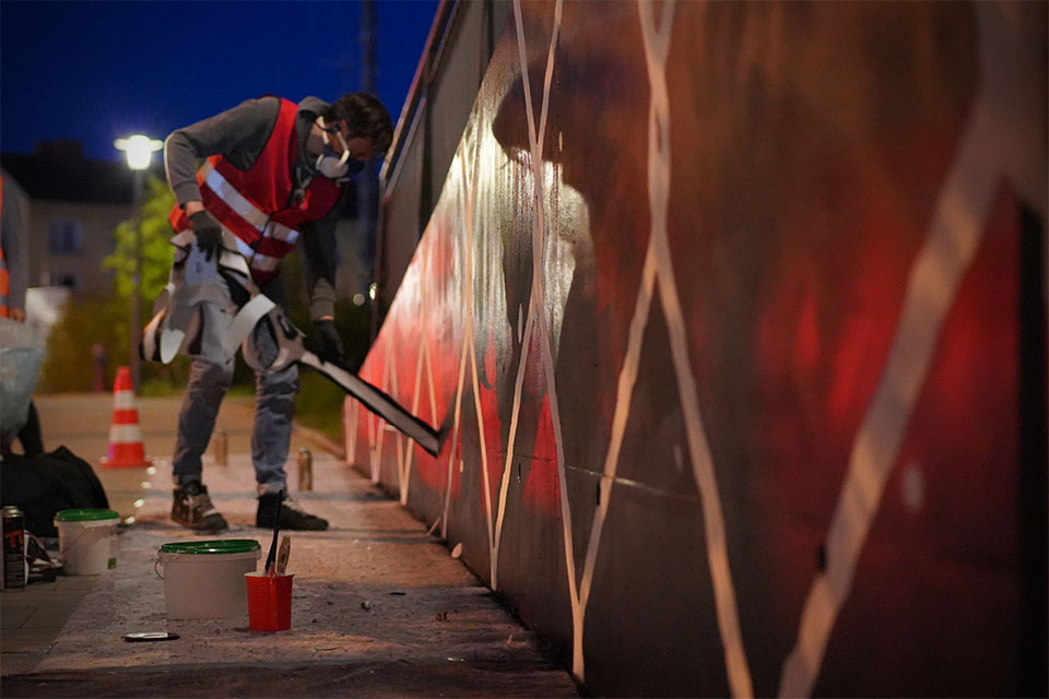 POSITIVE-PROPAGANDA<br>x<br>NONAME