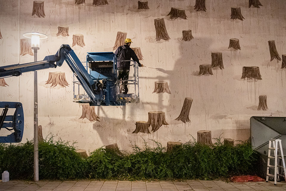 POSITIVE-PROPAGANDA<br>x<br>ESCIF