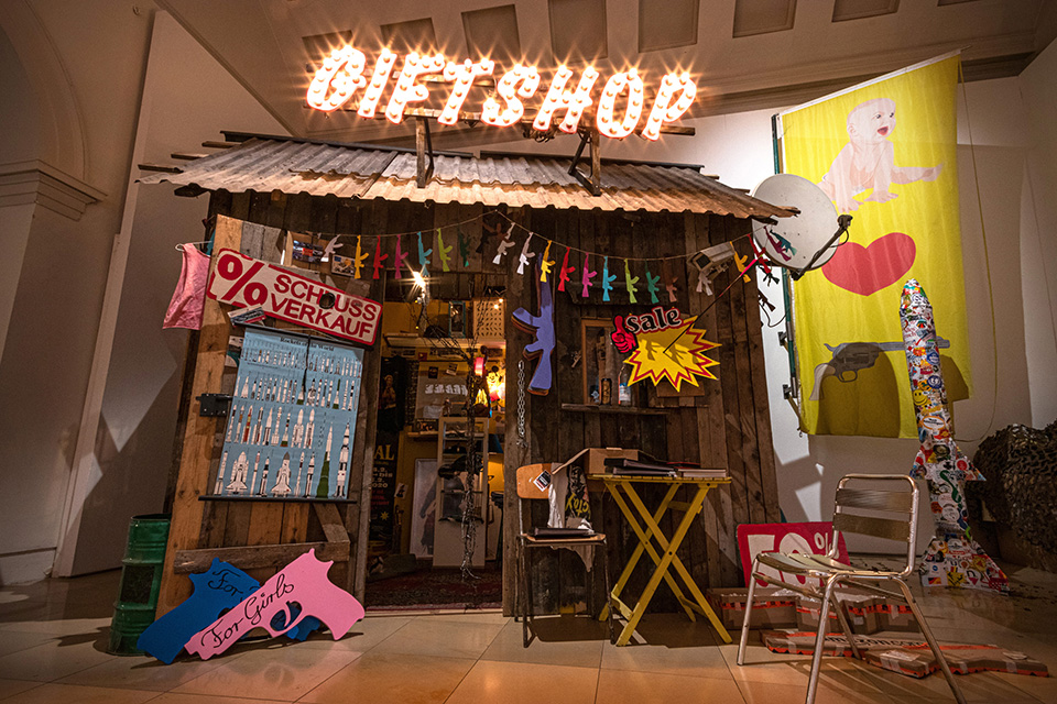 POSITIVE-PROPAGANDA<br>x<br>WEAPON ART FAIR 